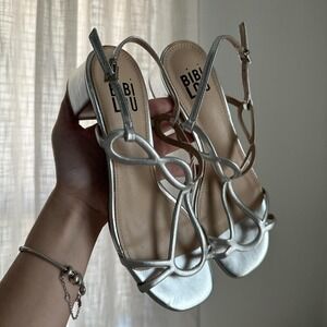 New Bibi Lou by Anthropologie womens silver metallic chunky heel